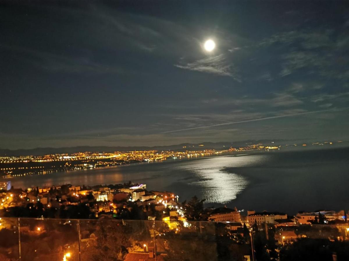 Apartment Birds View Opatija Bagian luar foto